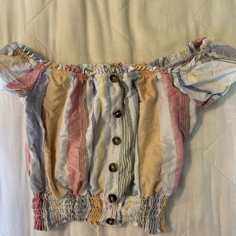 CUTE Aeropostale Rainbow Crop Top!